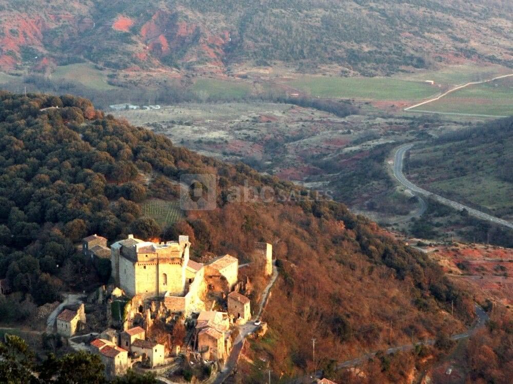 Le château dans les monts du Haut Languedoc