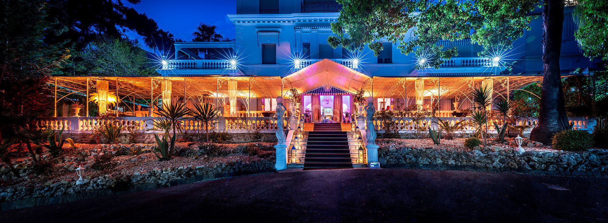 Terrasse Gatsby illuminée