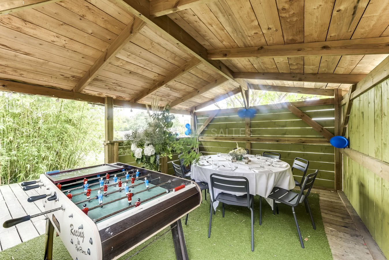 Petite cabane sur la terrasse