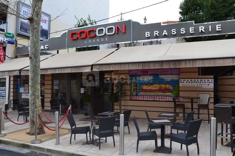 Cocoon Café
