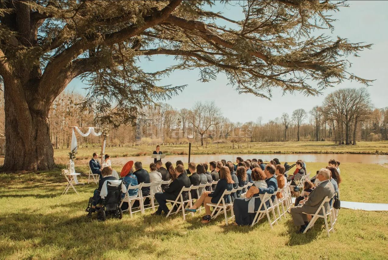 Cérémonie sous le cèdre