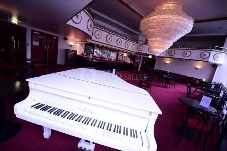 Le Bar Mezzanine