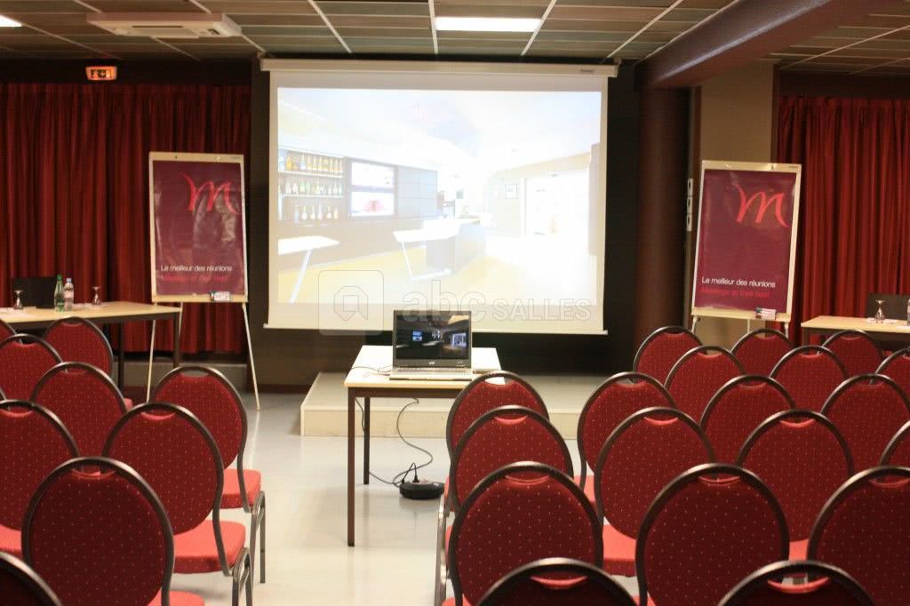 Salle Colomban disposition en théâtre