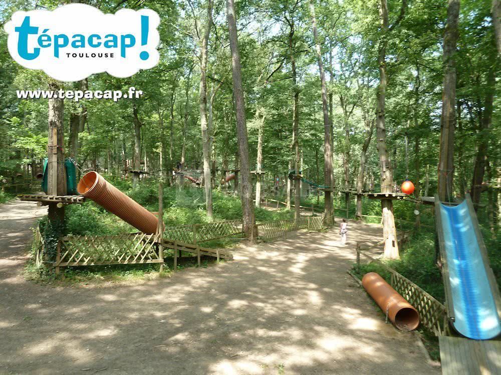 A tépacap, découvrez des sensations uniques face au vide, à l'obscurité et à la glisse !