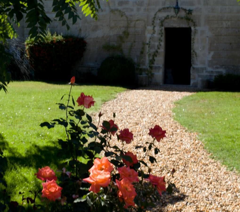 Accès salle de réception "le cuvier"