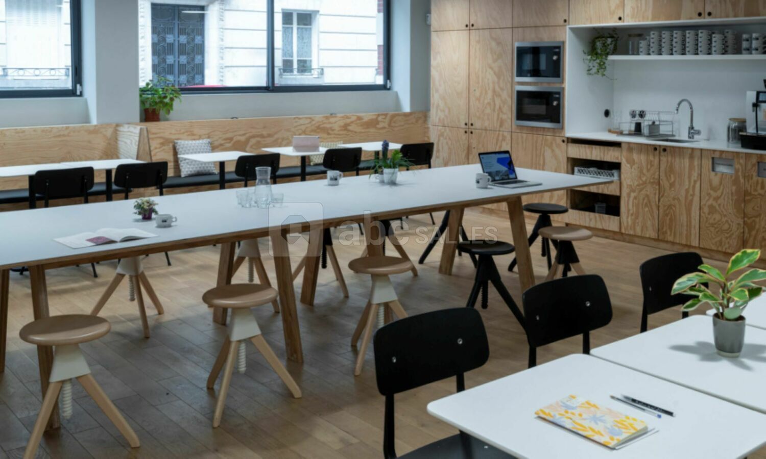 Espace déjeuner/détente (rdc accueil)