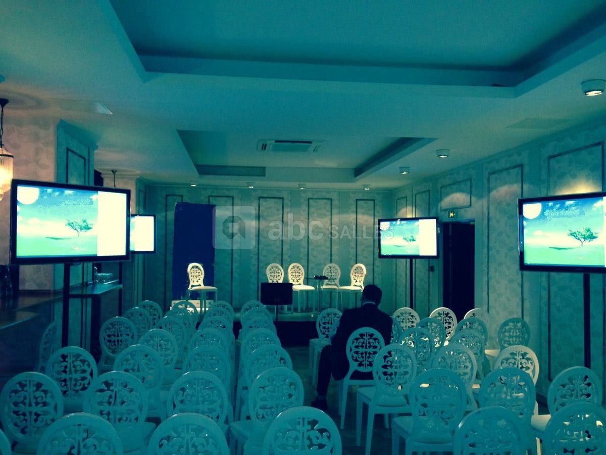 Séminaire de nuit salle hokusai