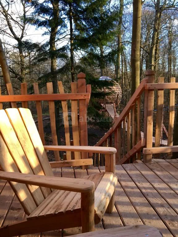 Les Cabanes des Grands Chênes