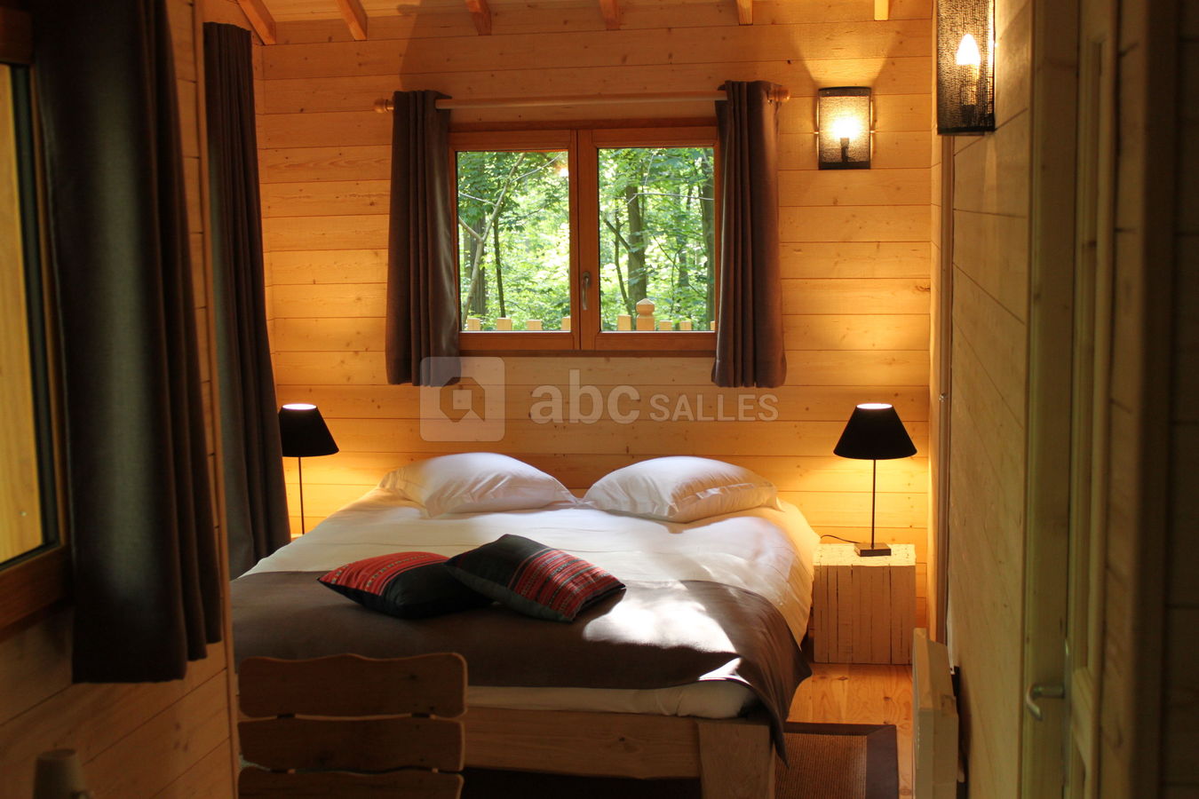 Les Cabanes des Grands Chênes