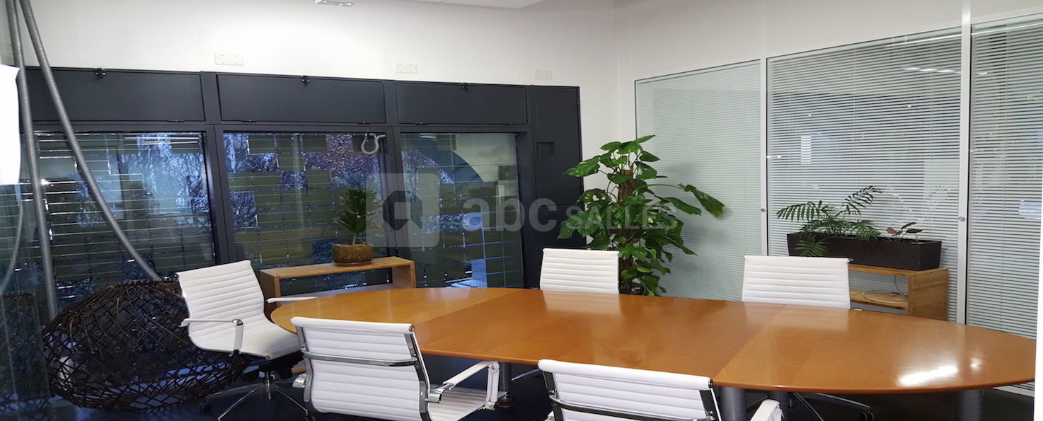 Meeting room for 6 people