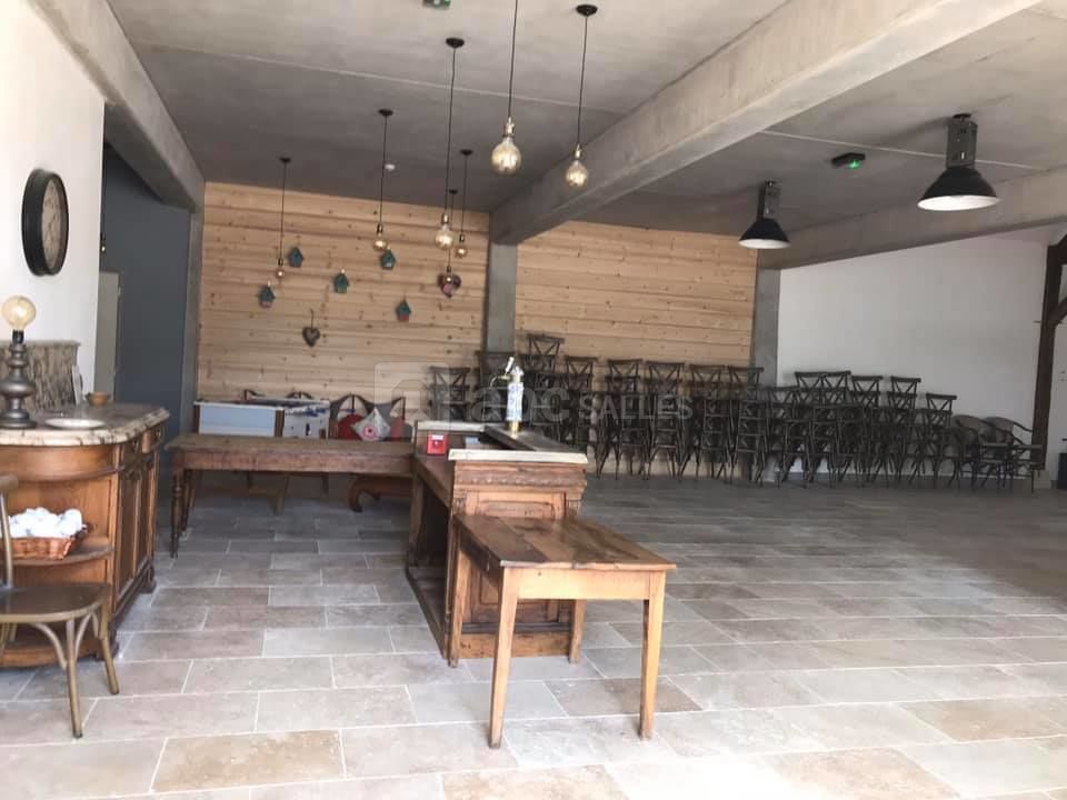 Grande salle côté bar