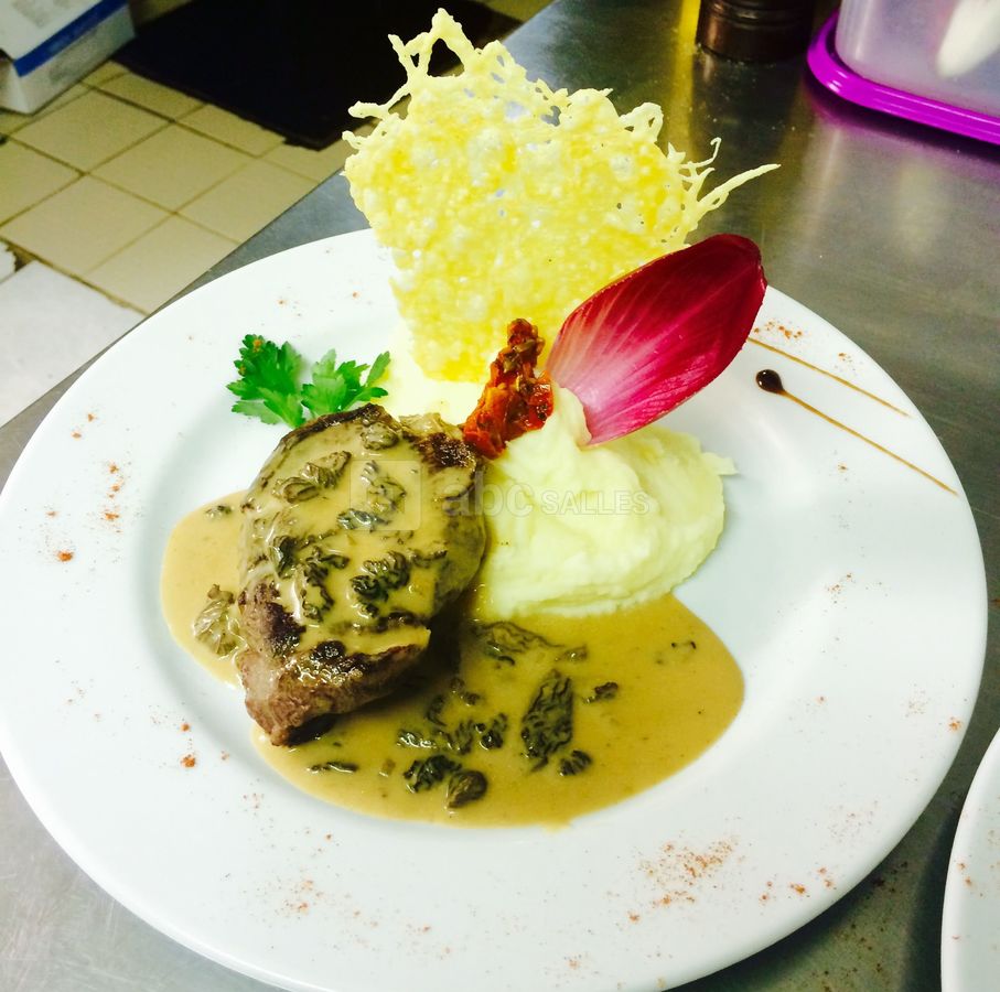 PAVE DE BŒUF SAUCE AUX MORILLES