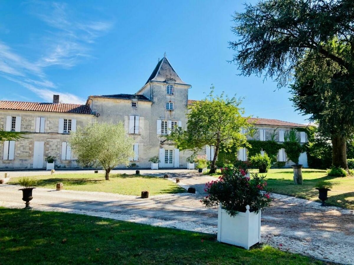 Vue de l'extérieur