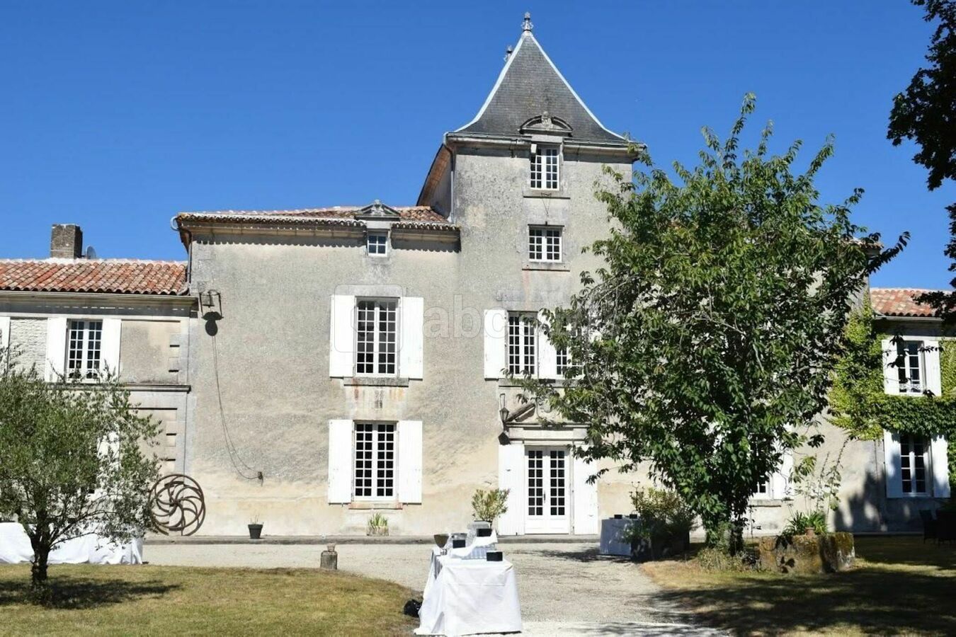Vue de l'extérieur