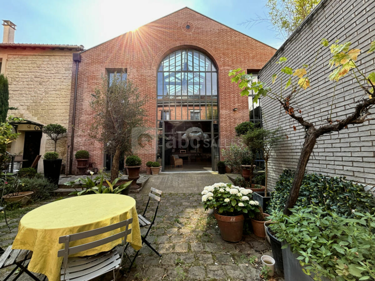 Façade