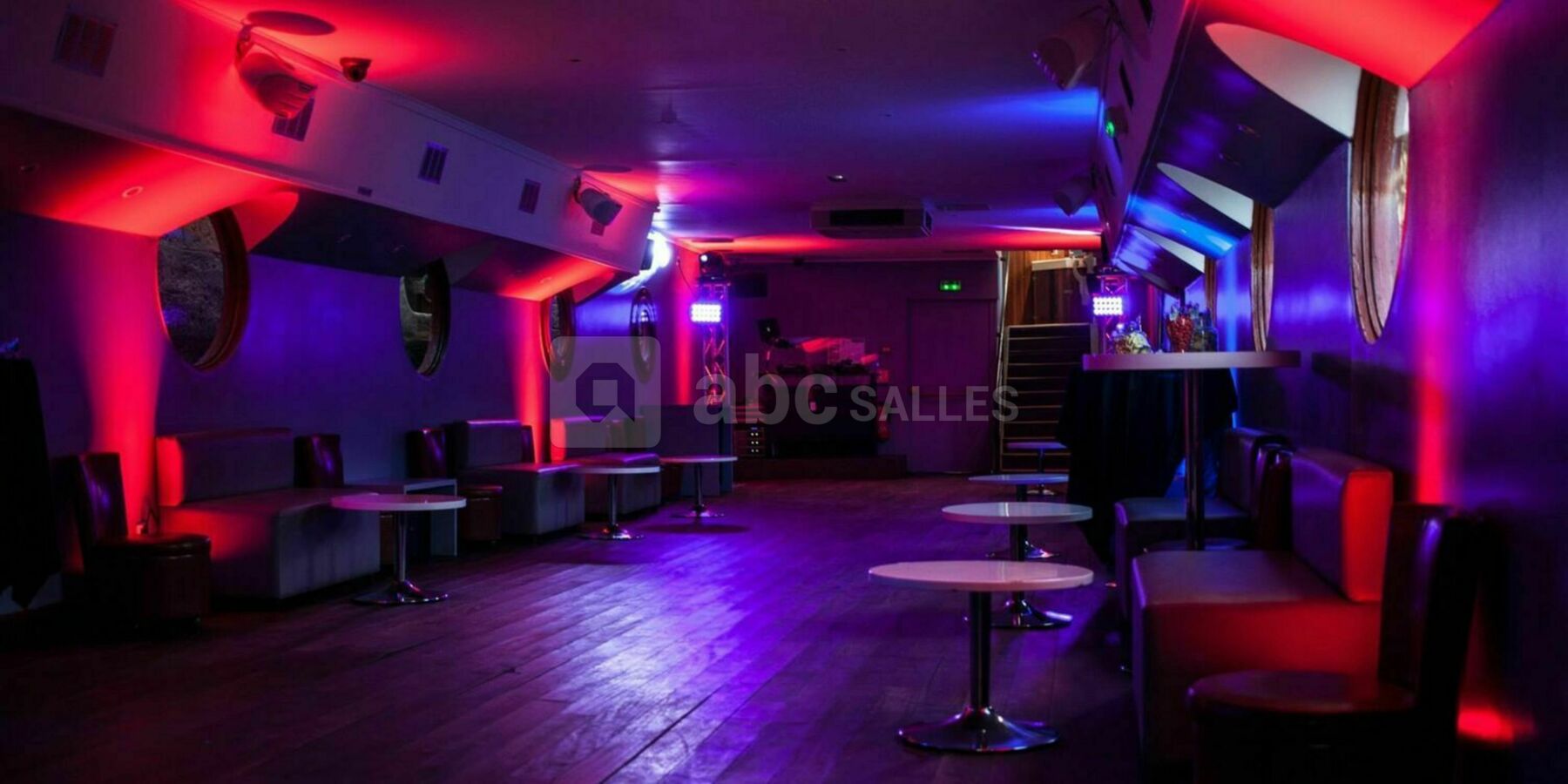 La Péniche de Notre Dame de Paris