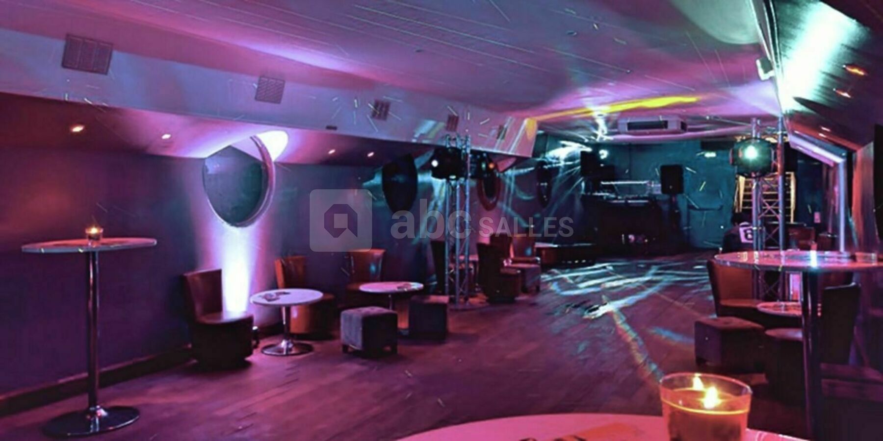 La Péniche de Notre Dame de Paris