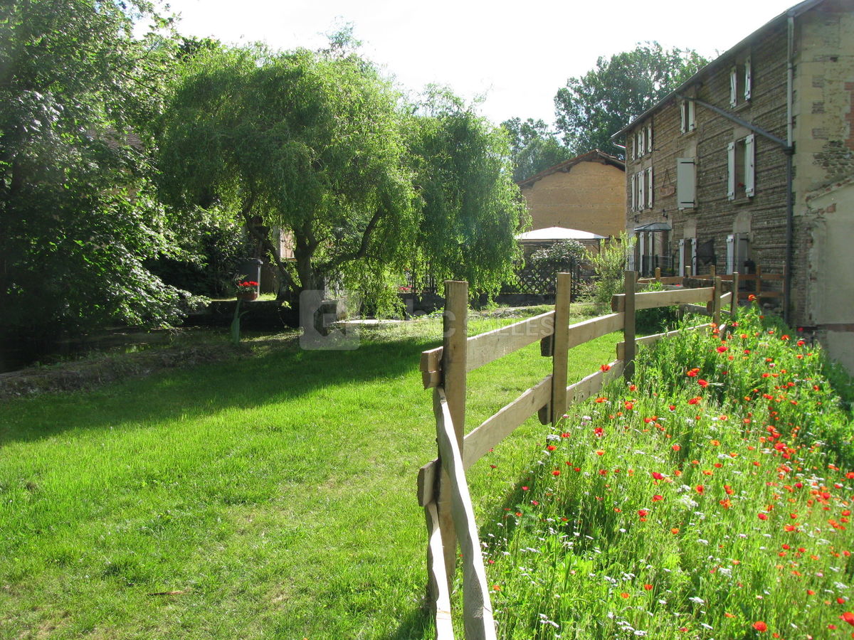 Promenade du canal du gite moulin piongo