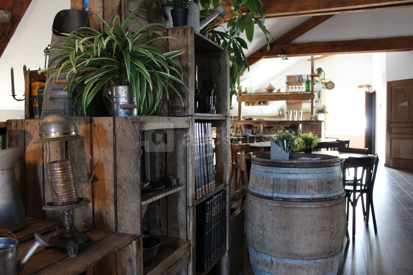 Le cabaret theatre , le café du moulin