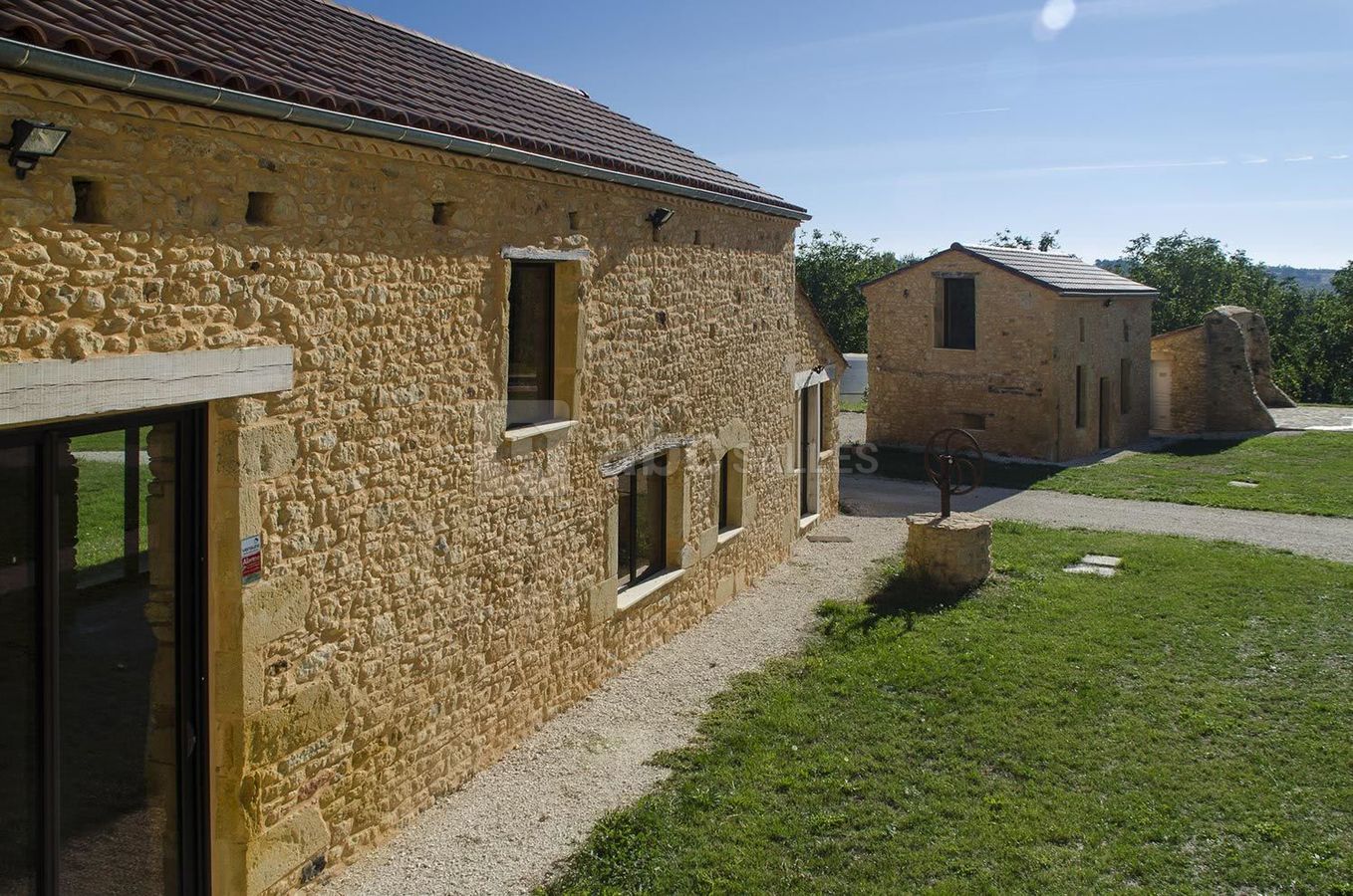 Salle de réception du Domaine de Pémejot