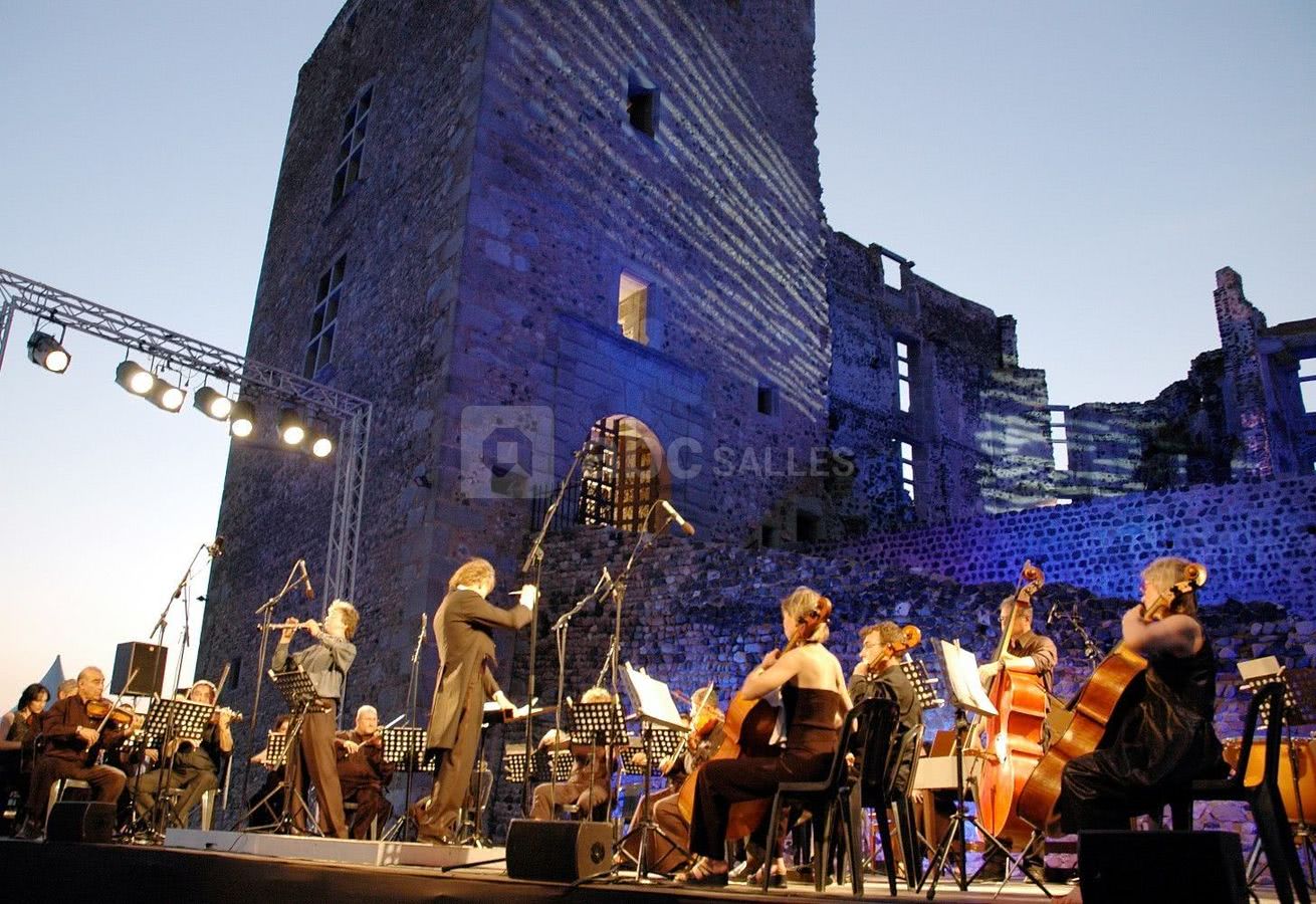Château de Montrond-les-Bains