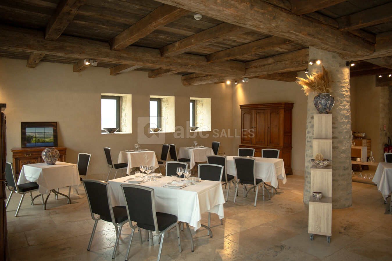 Château du Poët-Célard - Salle du bas