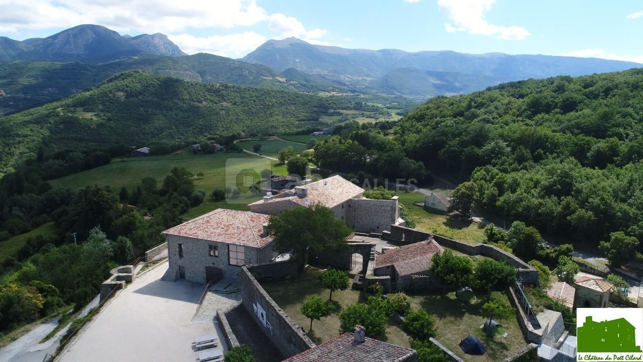 Château du Poët-Célard - Vue du ciel
