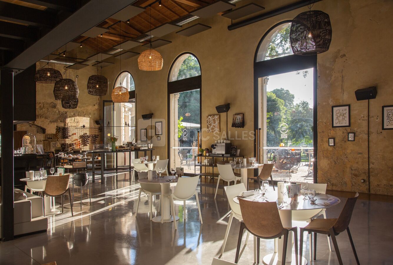 Salle de restaurant "La table de Biar"