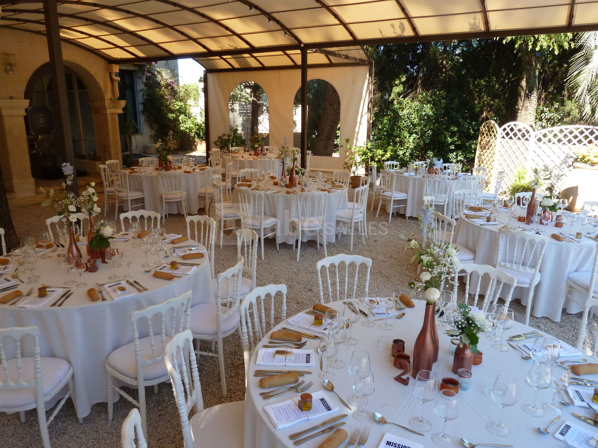Sous la grande pergola