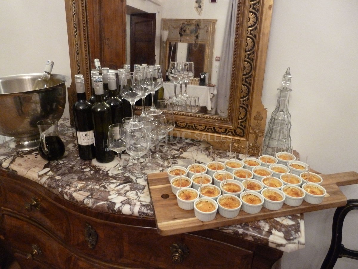 Cocktail dans salon