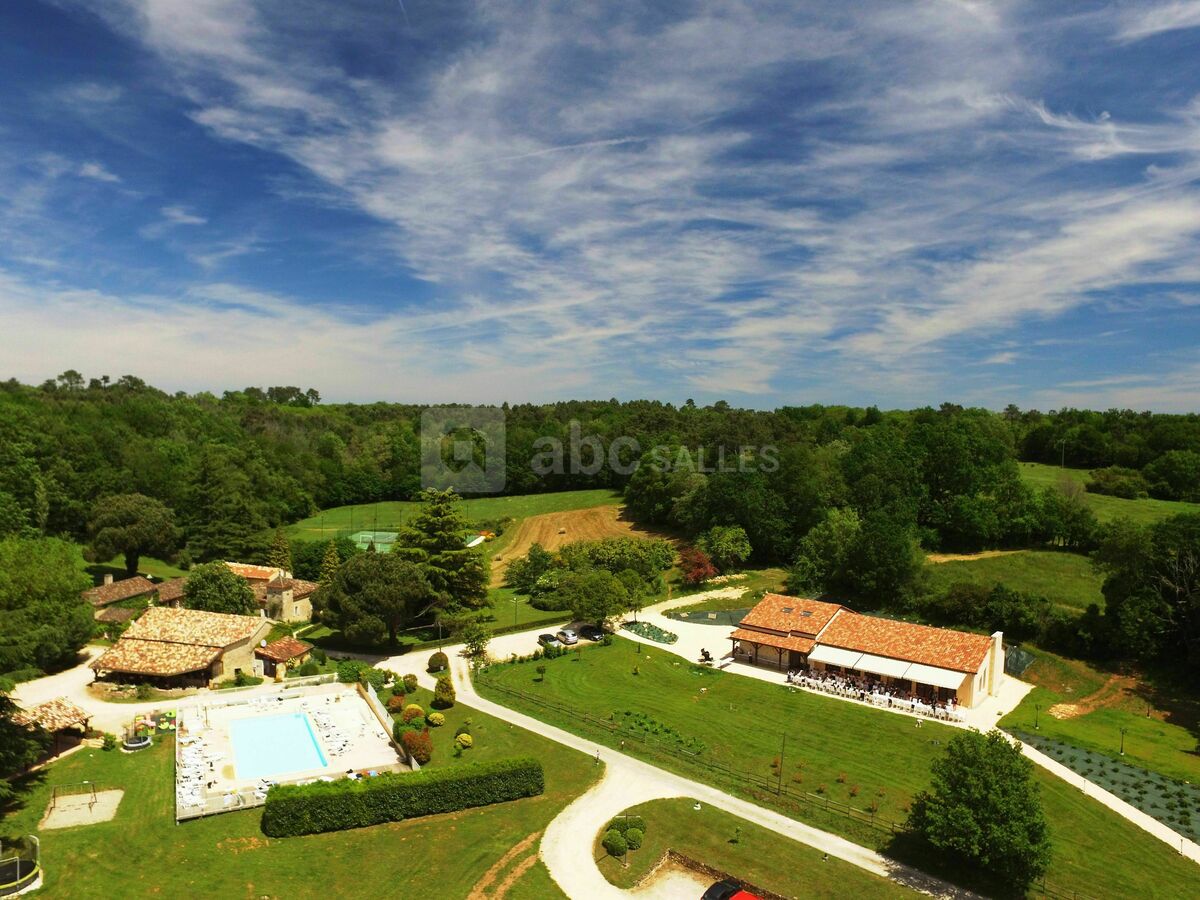 Vue du centre du Domaine de Gavaudun