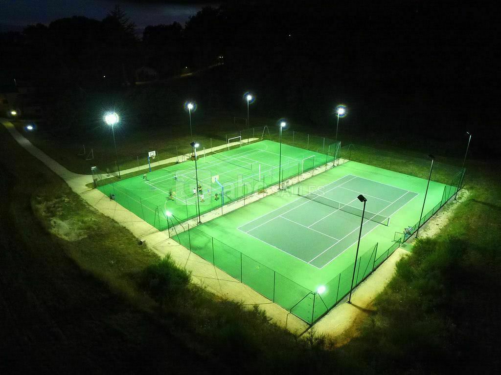 Terrains de Tennis et Multi-sports éclairés