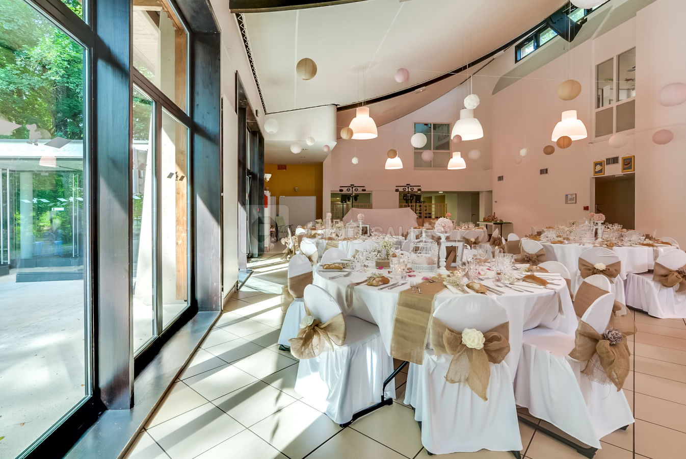 Salle de Brabois - Table ronde
