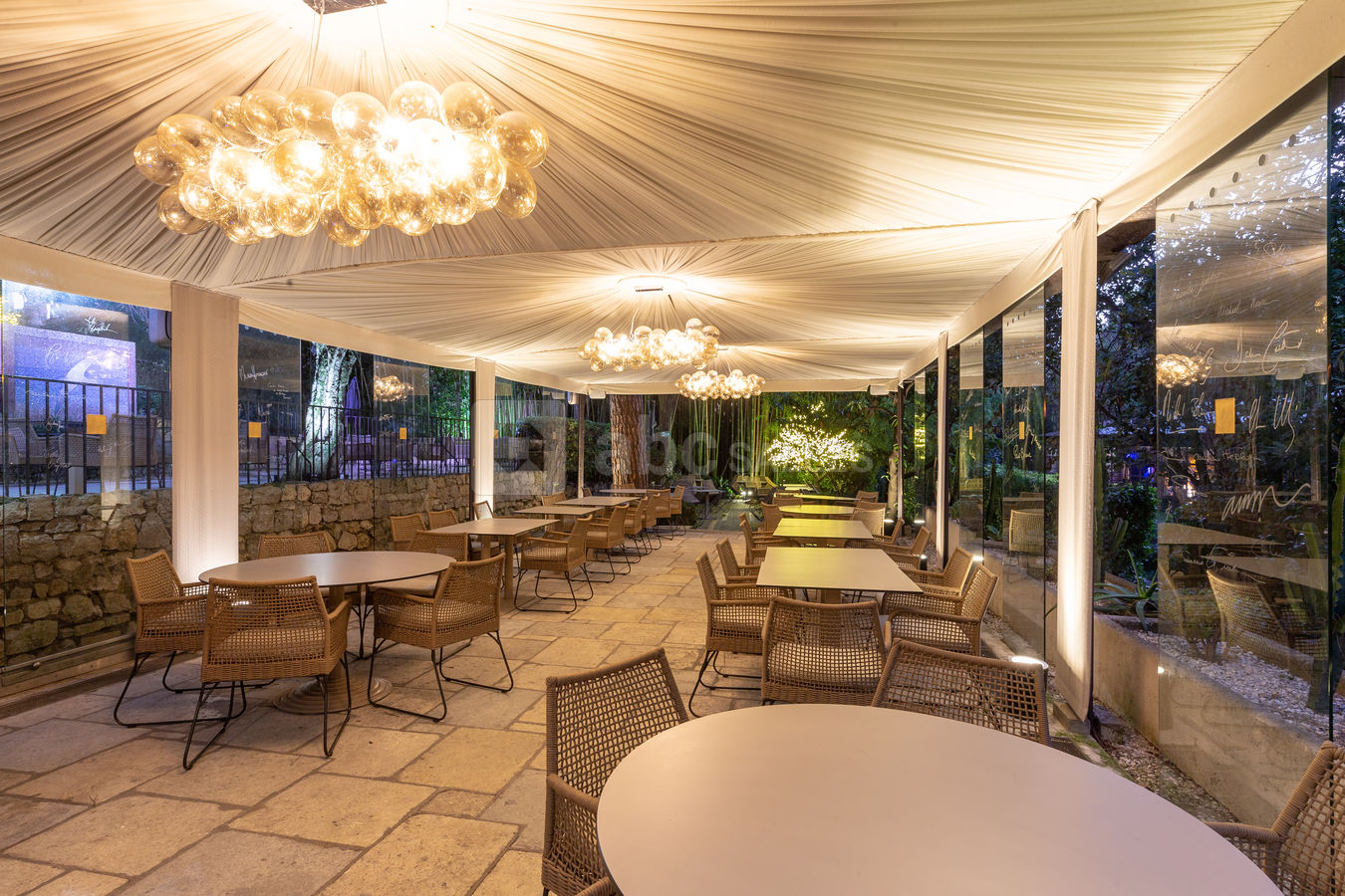 Vélum, Terrasse Couverte