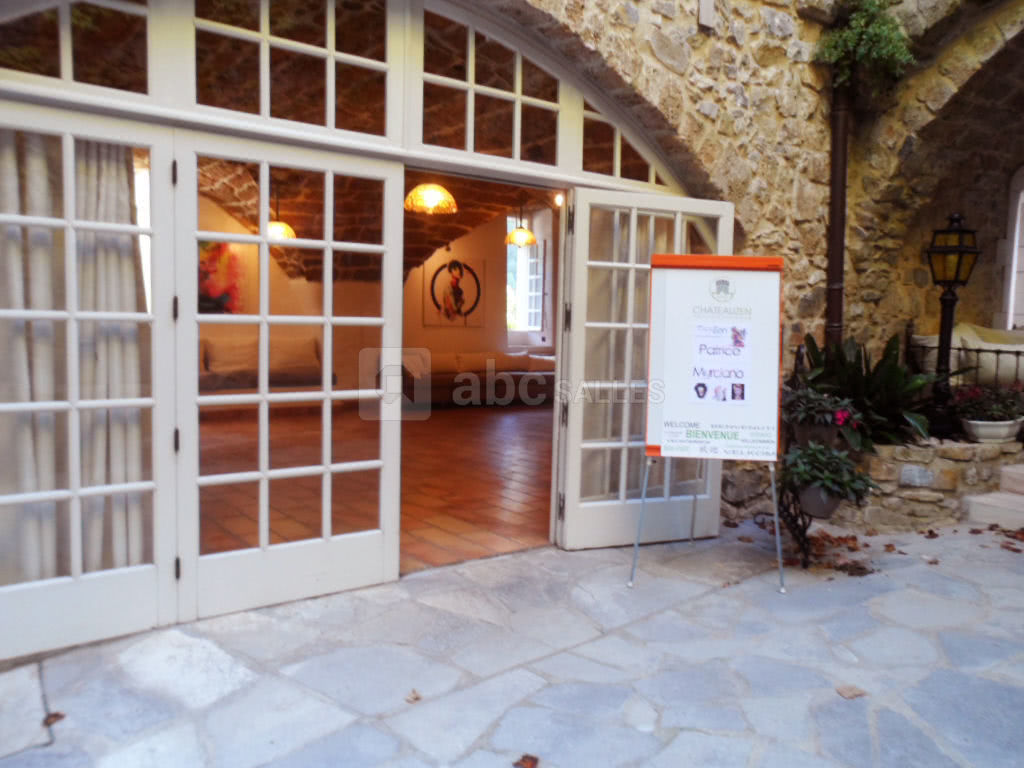 Salle des voutes polyvalente 90 m2