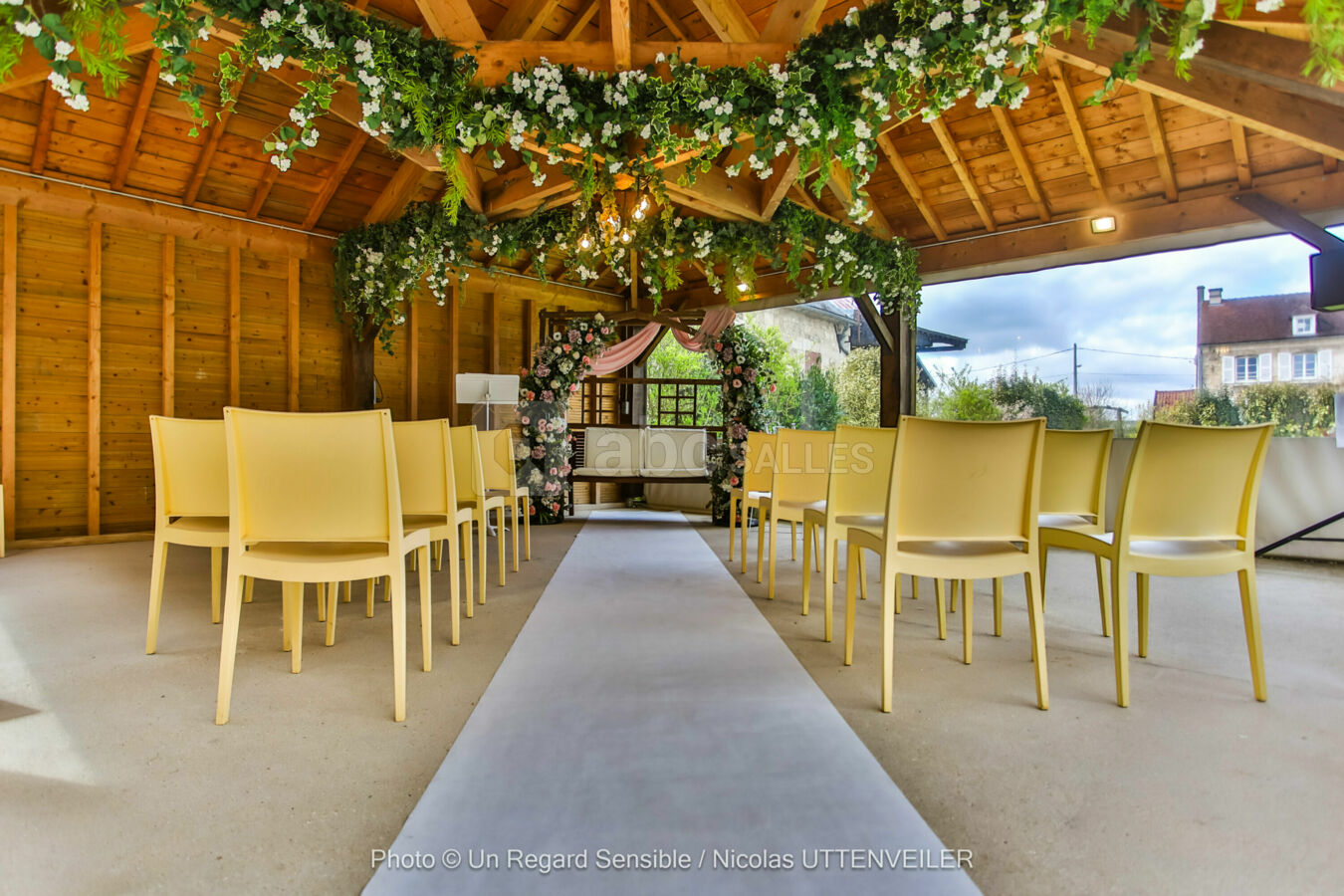 Véranda aménagée pour cérémonie