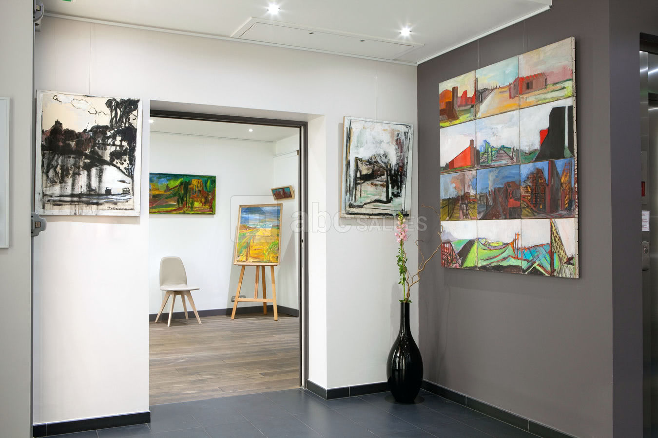 Galerie 77 - Disponible pour les réunions, afterworks, ou boutique ephemere