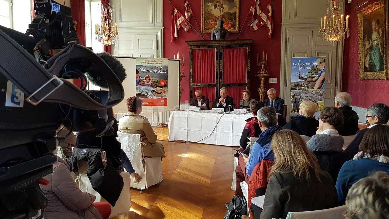 Grand Salon Rouge : Conférence de presse
