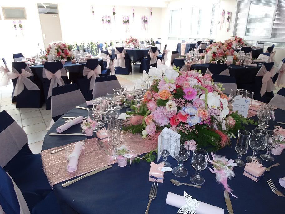 Salle 180 m² décoration florale