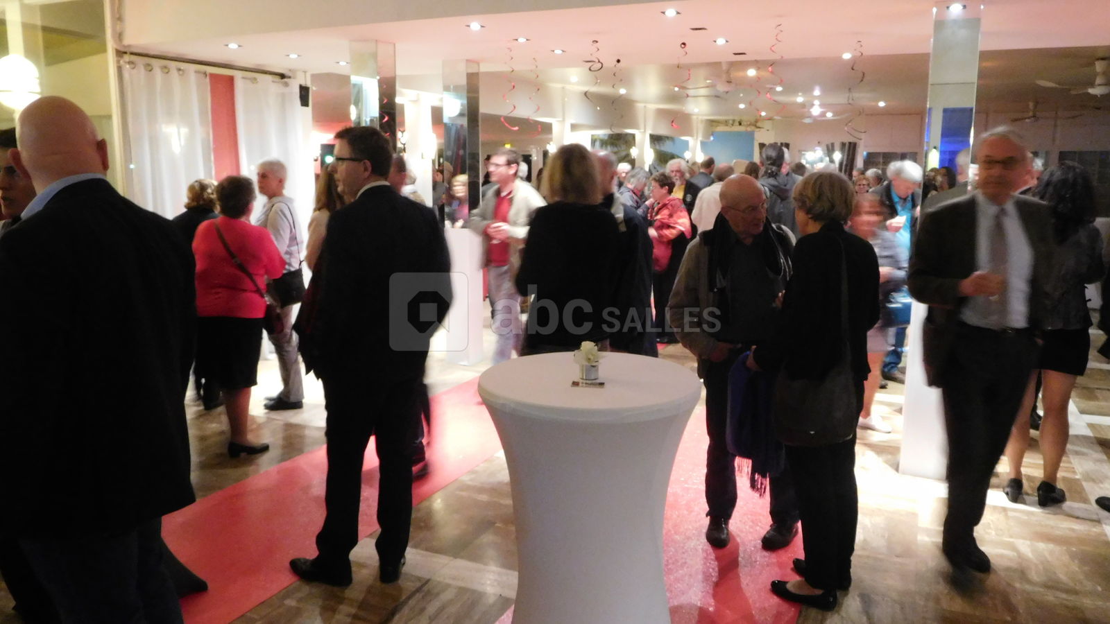 Pour Un Jour Pour Un Soir