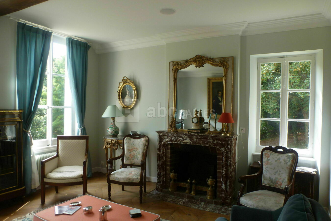 Salon
