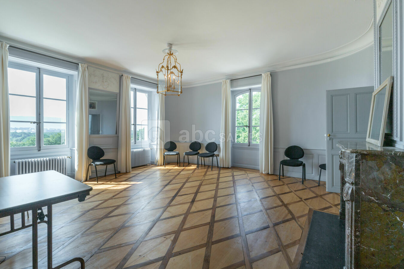Salle de réunion, 1er étage château