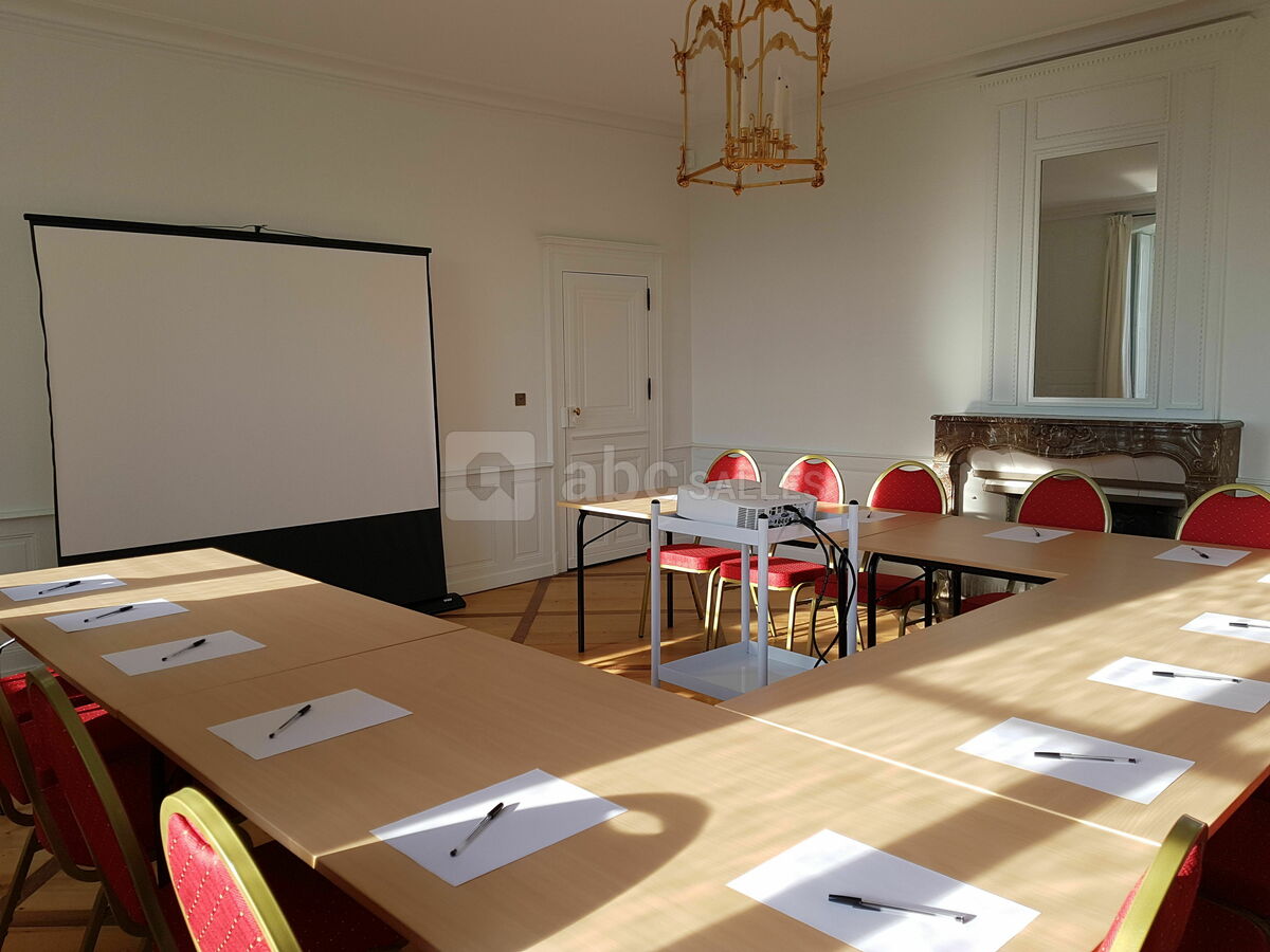 Salle de réunion, 1er étage château