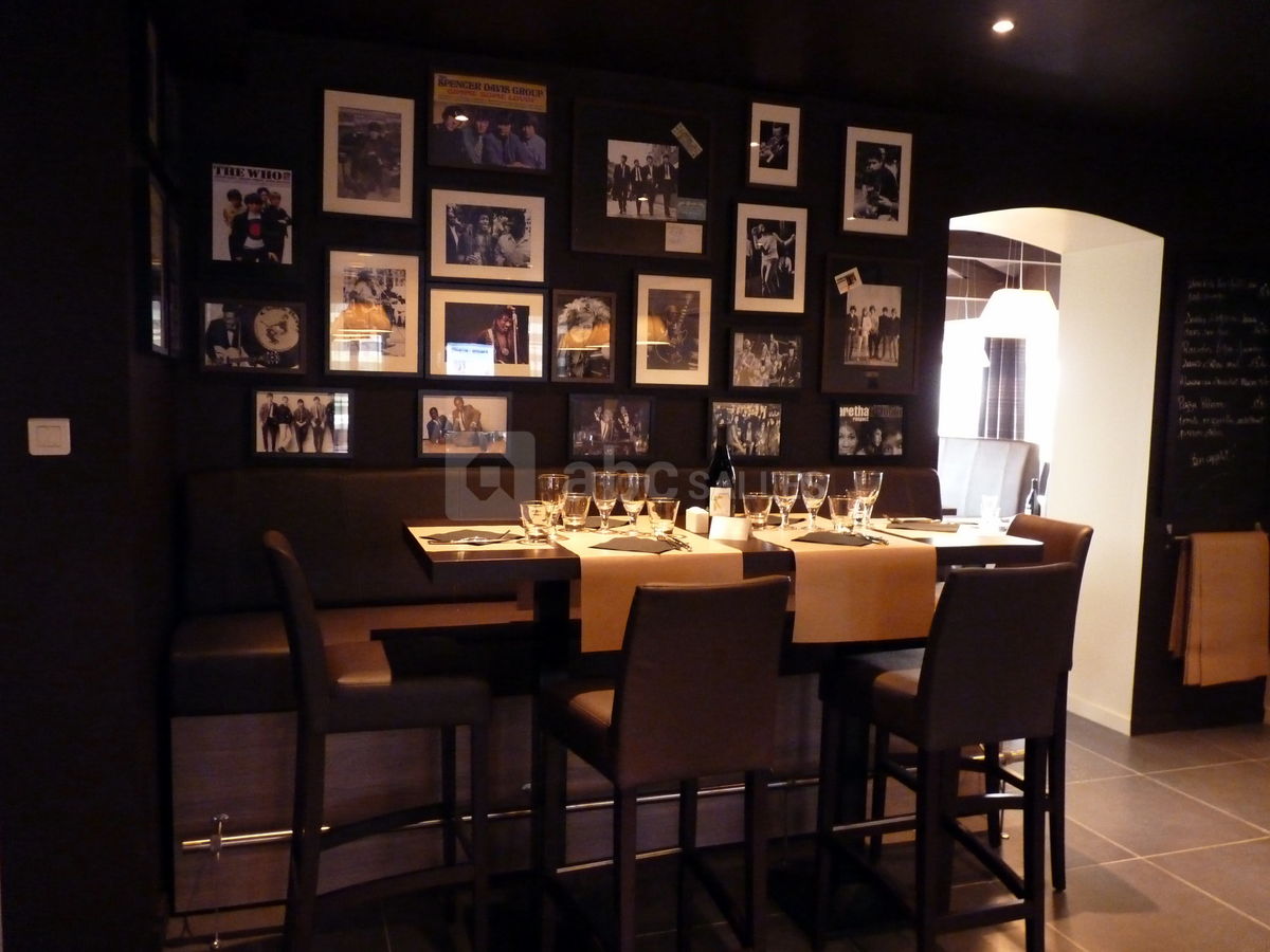 Table hote