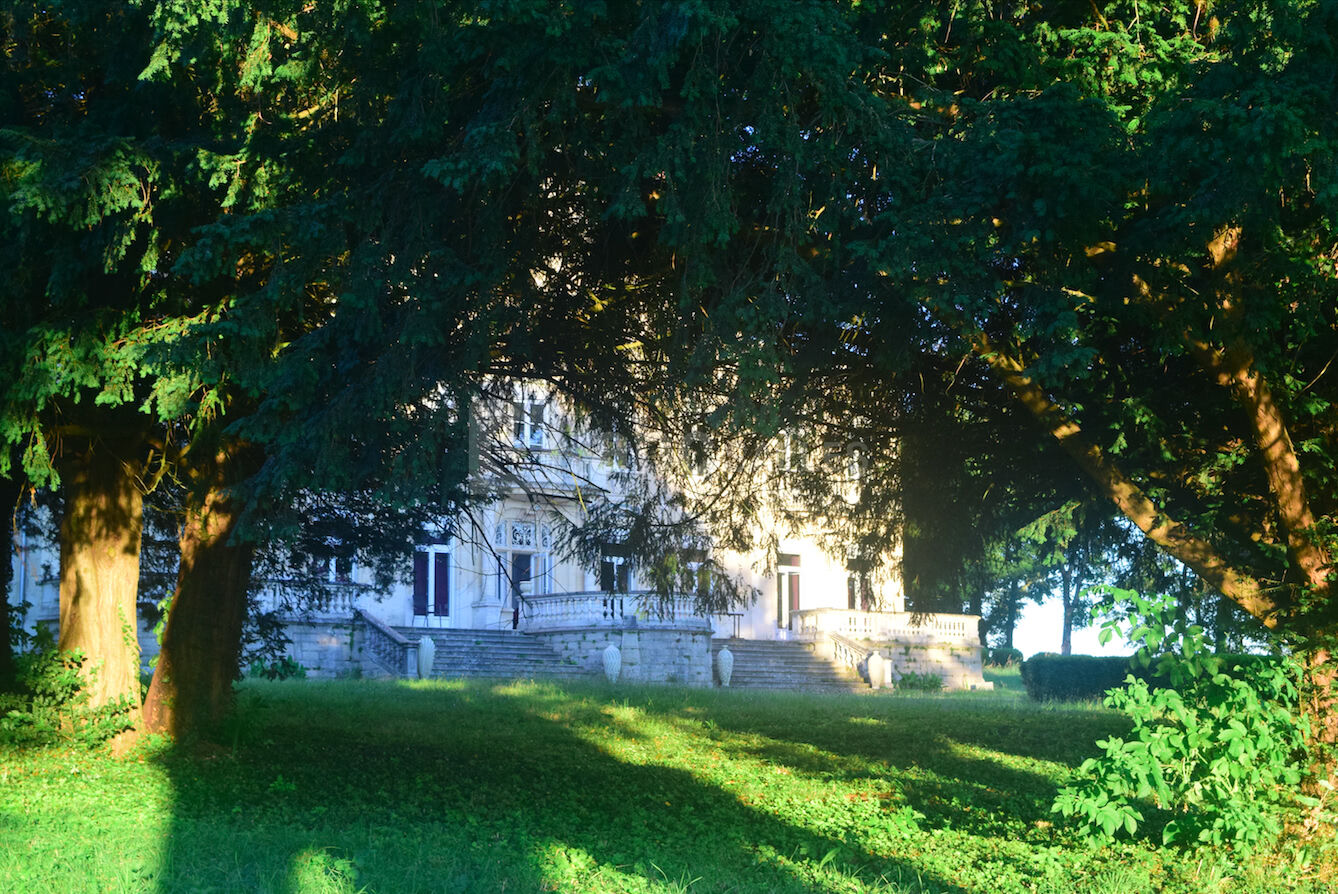 Château de la Rocherie ABC Salles