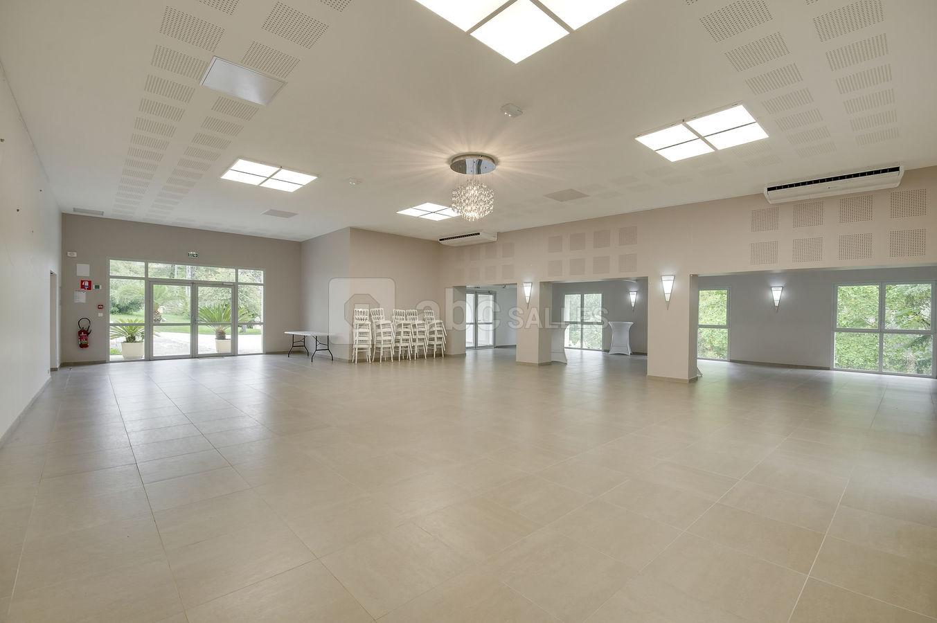 Salle de réception vide