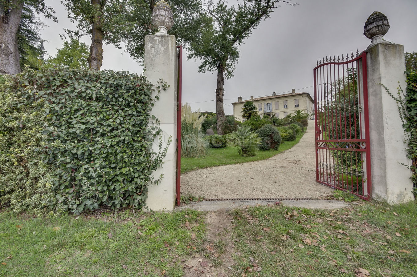 Accès au château