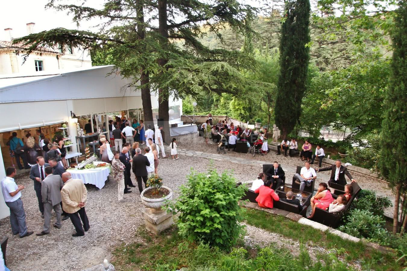 Mariage exterieur orangerie