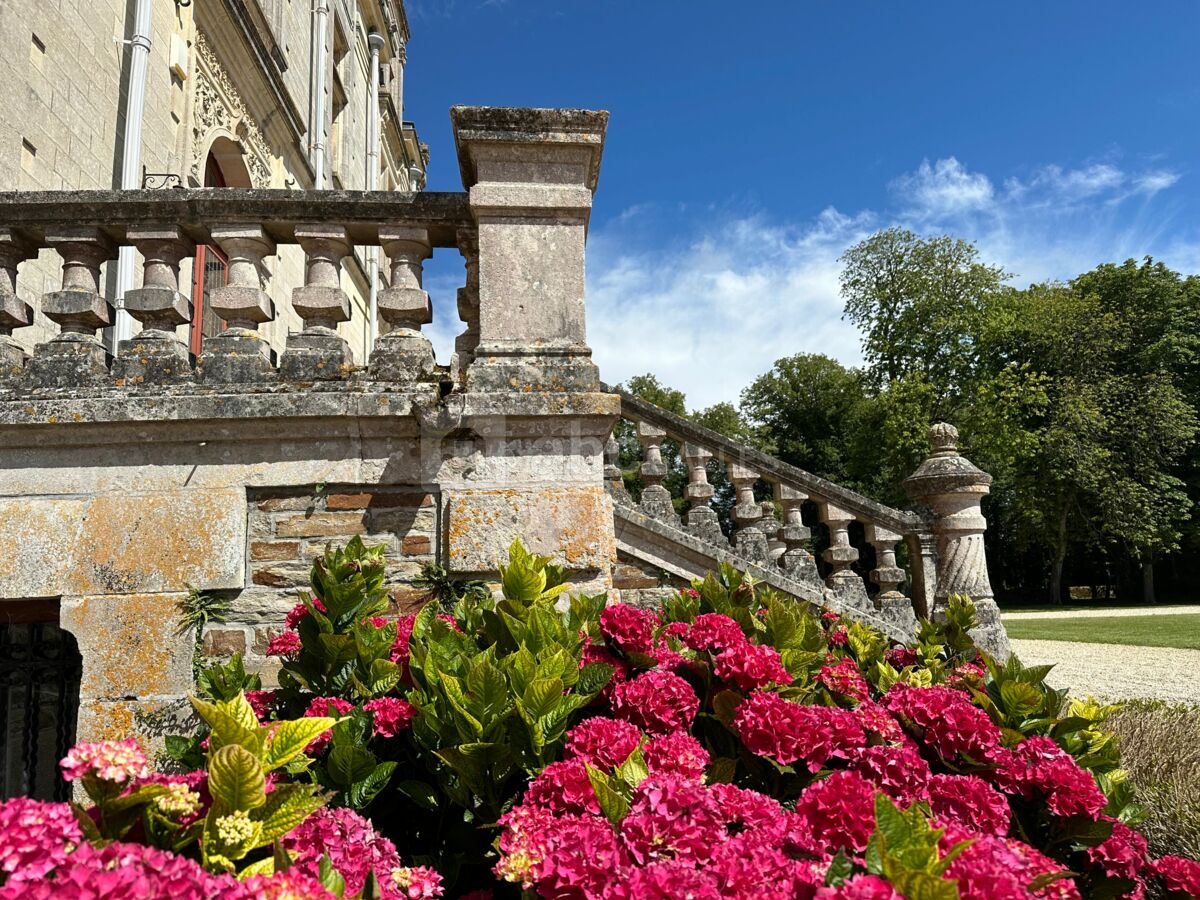 Perron Chateau