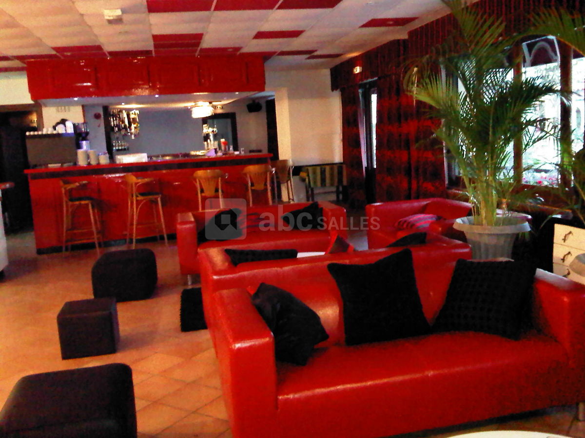 Salon et bar